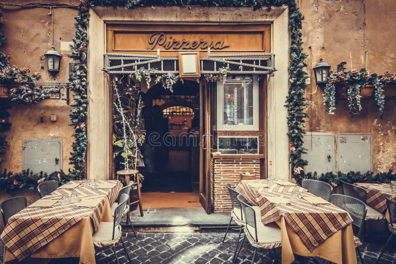 pizzeria-classic-restaurant-vintage-colors-rome-italy-58167816